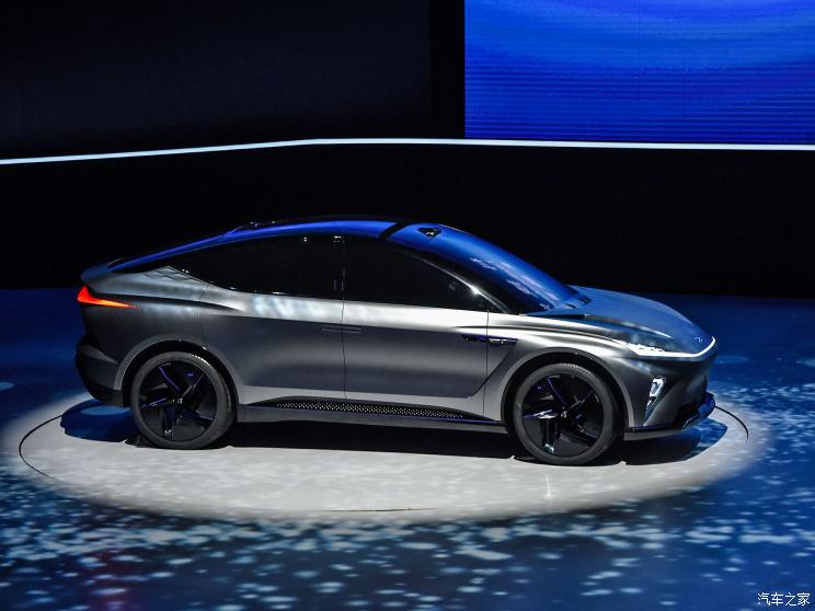 上汽集團 R汽車ES33 2021款 基本型