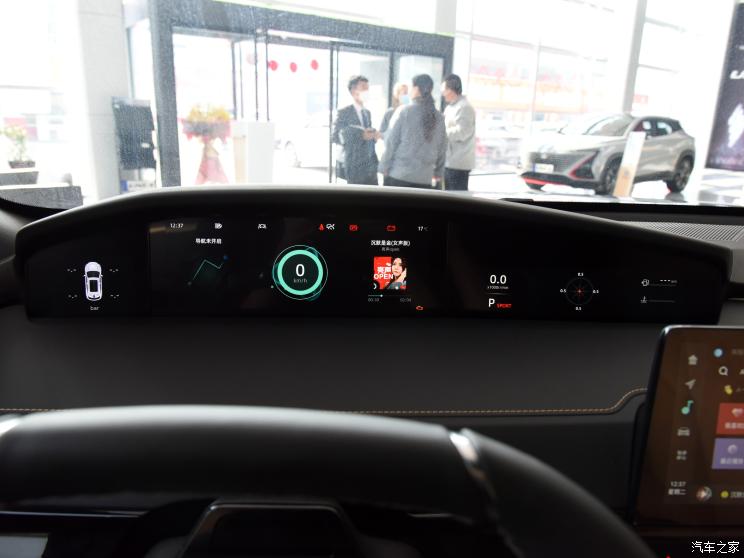 長(zhǎng)安汽車 長(zhǎng)安UNI-K 2021款 2.0T 尊貴型