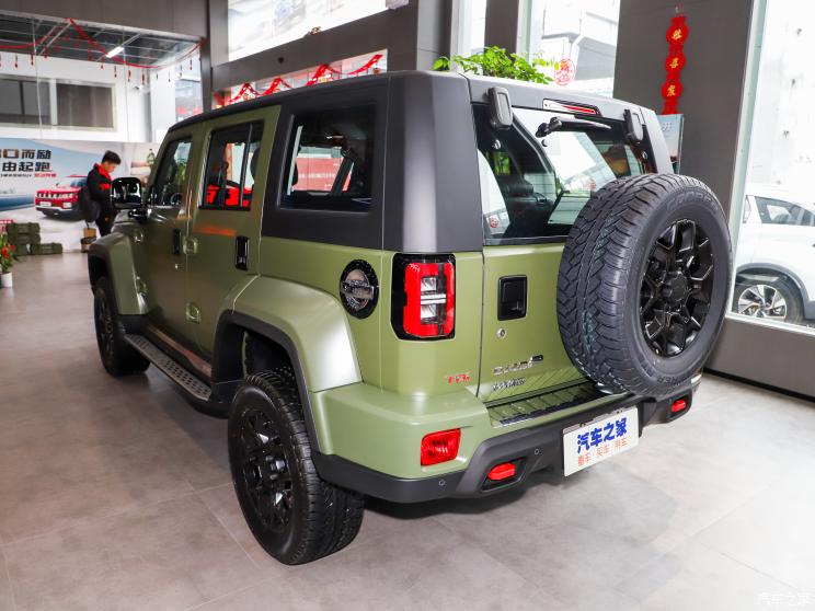 北京越野 北京BJ40 2021款 2.0D 自動四驅刀鋒英雄版俠客型（前后電控鎖）