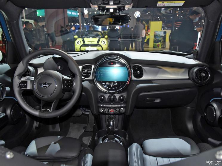 MINI MINI 2021款 改款 1.5T COOPER 藝術家 五門版