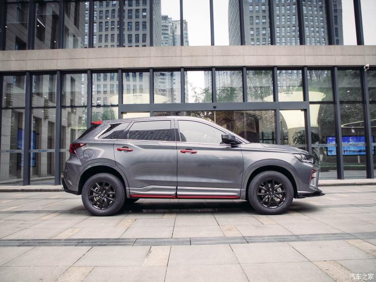 SWM斯威汽車 鋼鐵俠 2021款 1.5T 自動星耀版