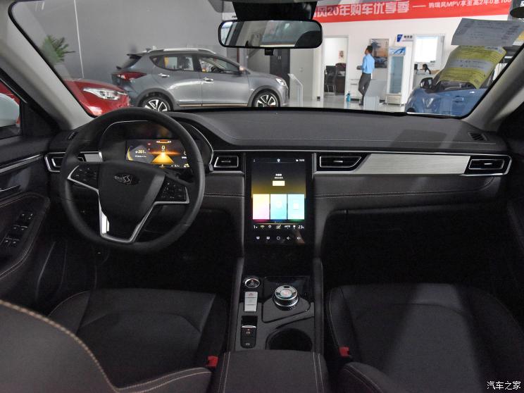 江汽集團(tuán) 思皓E50A 2021款 尊享版