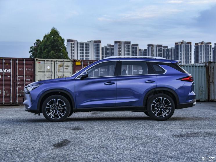 廣汽乘用車 傳祺GS4 2021款 PLUS 390T 基本型