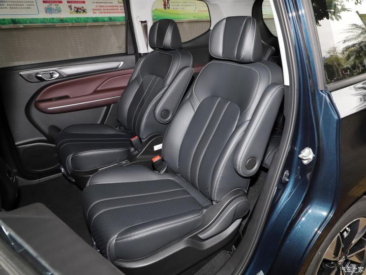 廣汽乘用車 傳祺M6 2021款 PRO 270T 自動尊享版