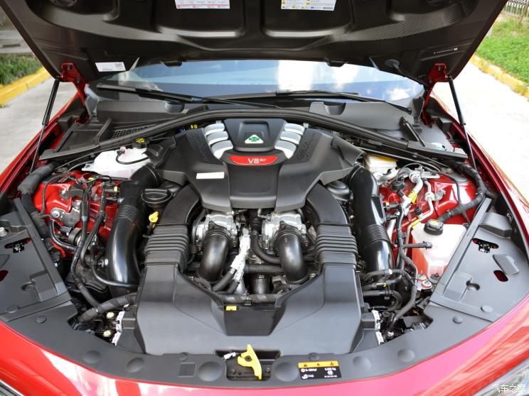 阿爾法?羅密歐 Giulia 2019款 2.9T 510HP 四葉草版