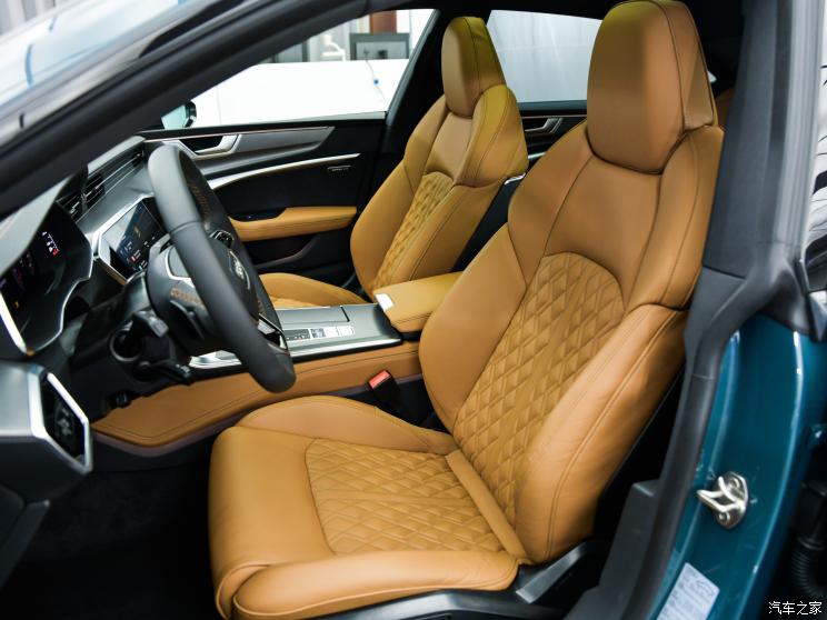 上汽奧迪 奧迪A7L 2021款 55 TFSI quattro 先行版