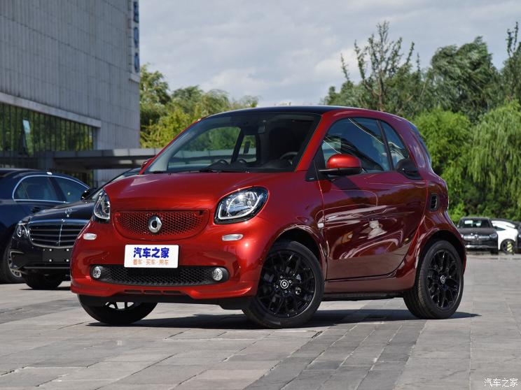 smart smart fortwo 2019款 0.9T 66千瓦紅色瞬間特別版 國VI