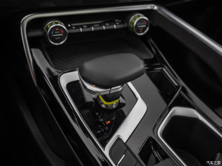 吉利汽車 星越S 2021款 2.0TD DCT兩驅(qū)尊貴型