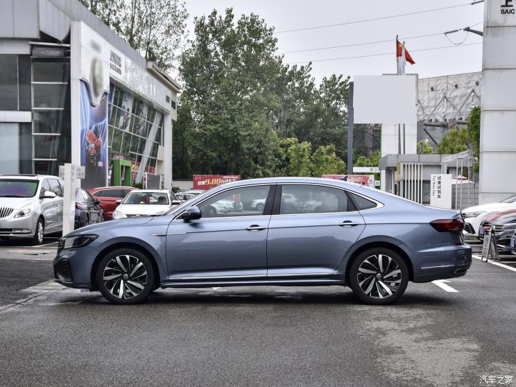 上汽大眾 帕薩特 2022款 330TSI 星空尊貴版