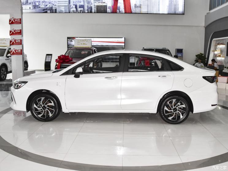 北京汽車 北京U5 PLUS 2021款 1.5L CVT豪華版