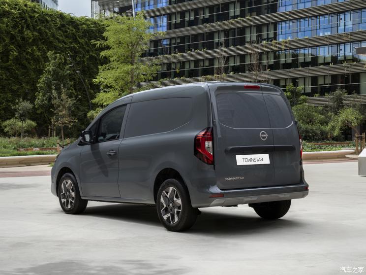 日產(進口) 日產Townstar 2021款 Van