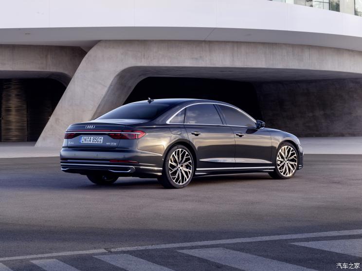 奧迪(進口) 奧迪A8 2023款 A8L 60 TFSI quattro 歐洲版