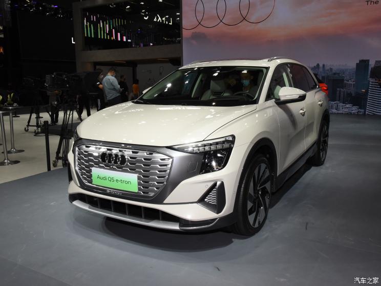 上汽奧迪 奧迪Q5 e-tron 2022款 40 e-tron 星耀型 錦衣套裝