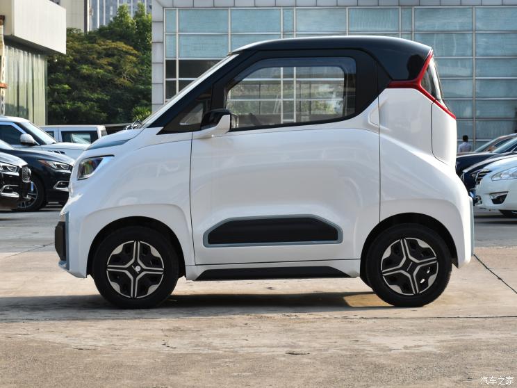 上汽通用五菱 五菱NanoEV 2021款 玩樂款
