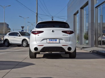 阿爾法?羅密歐 Stelvio 2021款 2.0T 280HP Veloce Ti 競速版