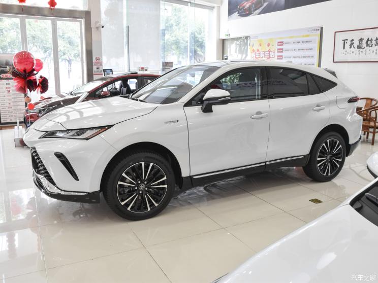 廣汽豐田 威颯 2022款 雙擎 2.5L CVT兩驅尊貴版
