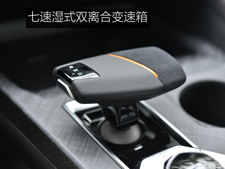 長安汽車 長安UNI-V 2022款 1.5T 運動版