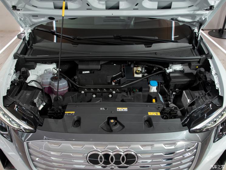 上汽奧迪 奧迪Q5 e-tron 2022款 50 e-tron quattro 榮耀型 錦衣套裝