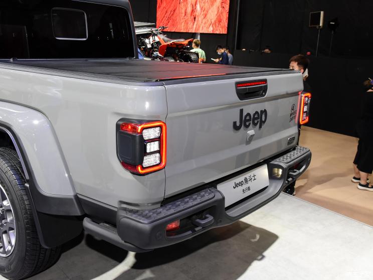 Jeep(進口) 角斗士 2022款 先行版