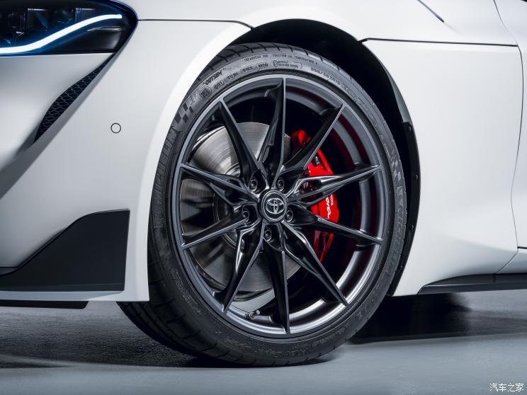 豐田(進口) SUPRA 2022款 GR SUPRA 3.0T 手動 歐洲版