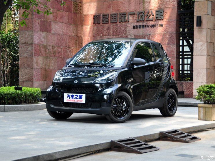smart(進(jìn)口) smart fortwo 2011款 1.0 MHD 科比特別版