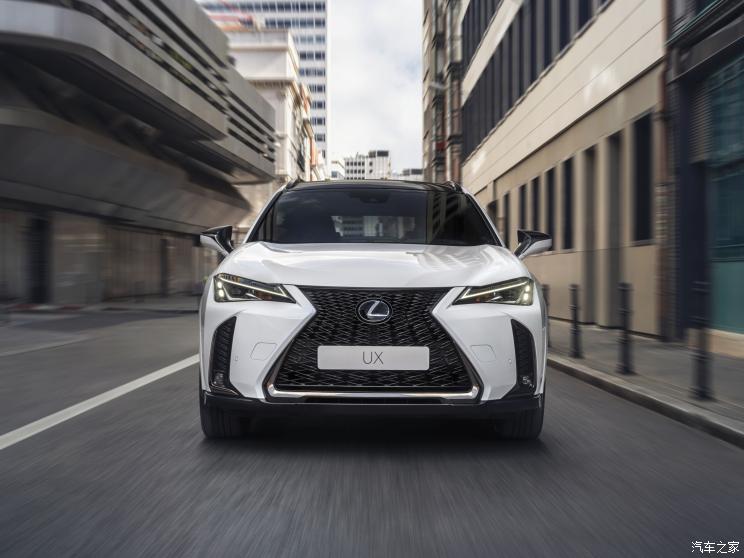雷克薩斯 雷克薩斯UX 2023款 250h F SPORT AWD 歐洲版