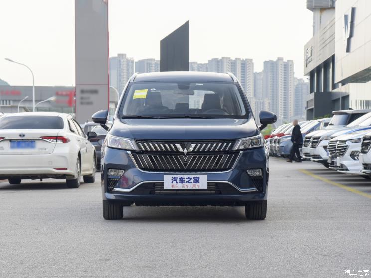 上汽通用五菱 五菱佳辰 2022款 1.5T CVT智享豪華型