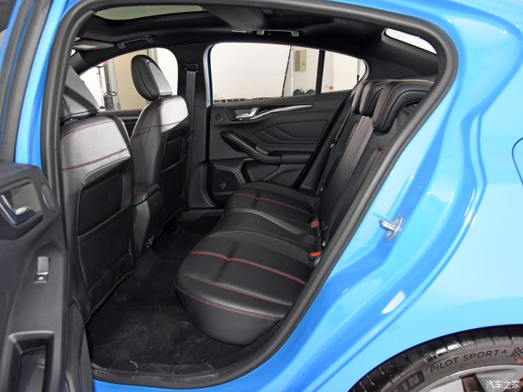 長安福特 ?？怂?2022款 三廂 EcoBoost 180 自動ST Line