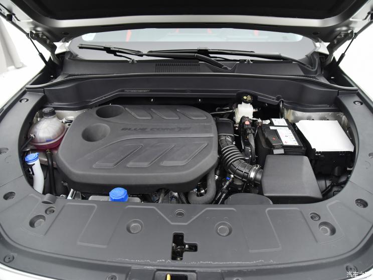 長(zhǎng)安汽車 長(zhǎng)安歐尚Z6 2022款 藍(lán)鯨 1.5T 智航型