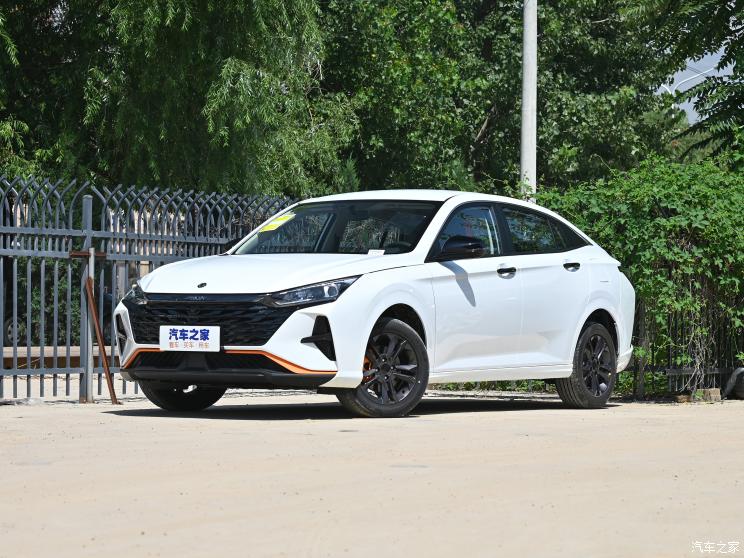 東風(fēng)乘用車 奕炫 2023款 1.5L 自動(dòng)馬赫榮耀版