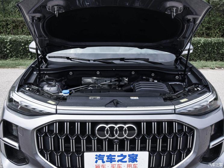 上汽奧迪 奧迪Q6 2022款 45 TFSI quattro 齊云型 羽林套裝 7座