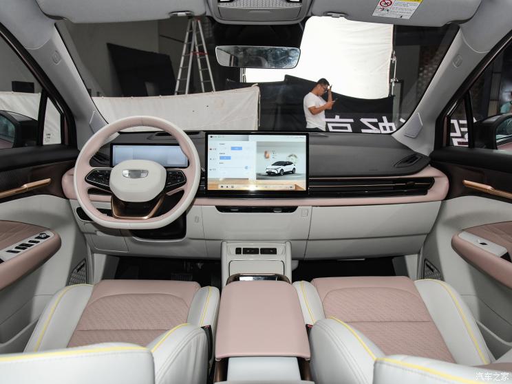 幾何汽車 幾何M6 2022款 580