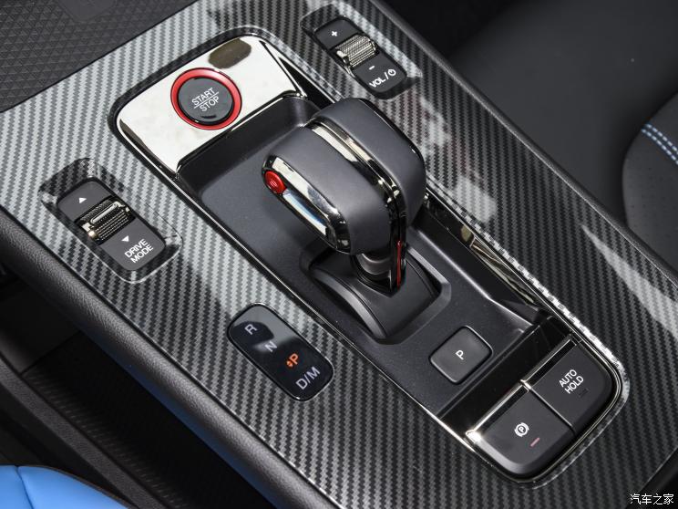 廣汽乘用車 影豹 2022款 270T 影豹J16 銀河戰機版