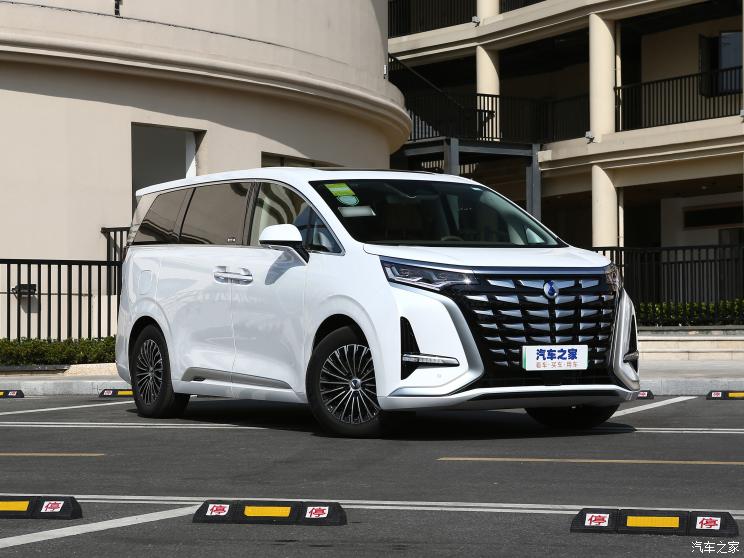騰勢汽車 騰勢D9 2022款 DM-i 970 四驅尊榮型