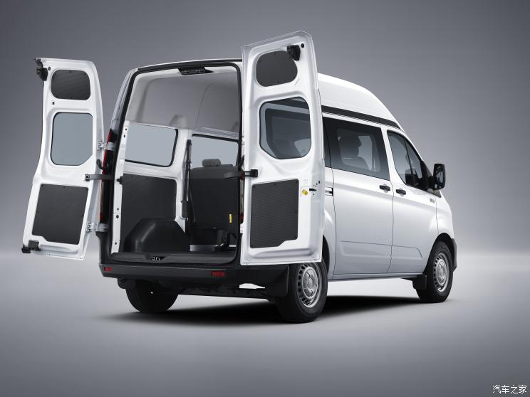 江鈴福特 全順 2023款 V362 2.0T柴油自動(dòng)多功能商用車短軸中頂5/6座