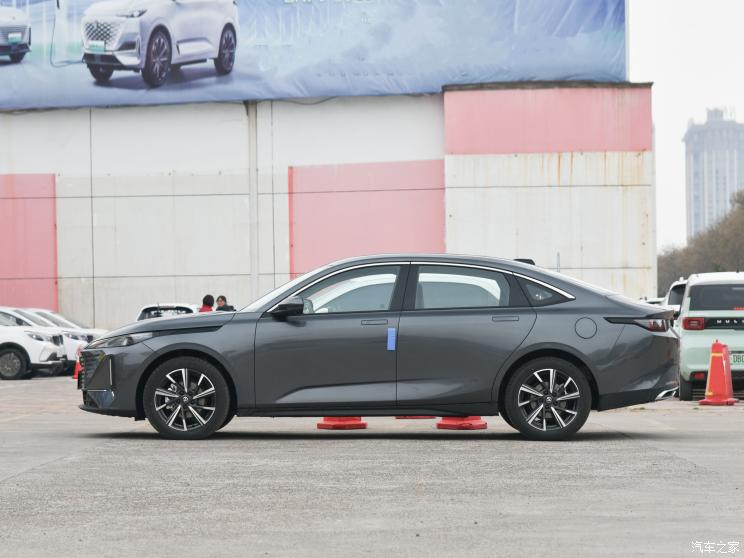 長安汽車 逸達 2023款 藍鯨NE 1.5T GDI DCT領航型