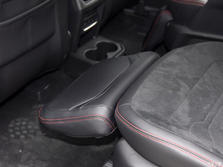 長安福特 銳界 2023款 銳界L 2.0T EcoBoost E-混動四驅七座 STLine