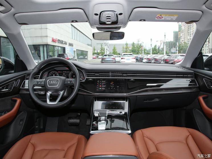奧迪(進口) 奧迪Q8 2022款 45 TFSI 臻選動感型