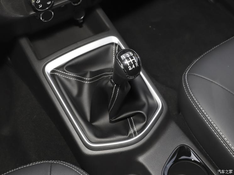 鄭州日產 銳騏 2021款 2.4L汽油四驅舒享版基型車2TZD