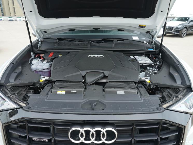 奧迪(進口) 奧迪Q8 2022款 55 TFSI 豪華動感型