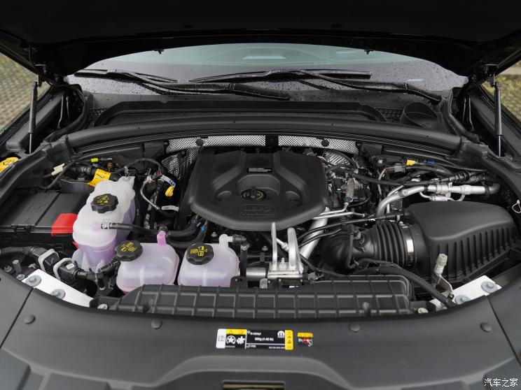 Jeep(進口) 大切諾基新能源(進口) 2023款 2.0T 4xe 巔峰版