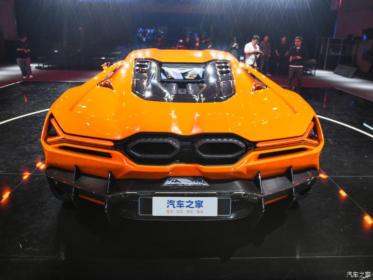 蘭博基尼 Revuelto 2023款 基本型