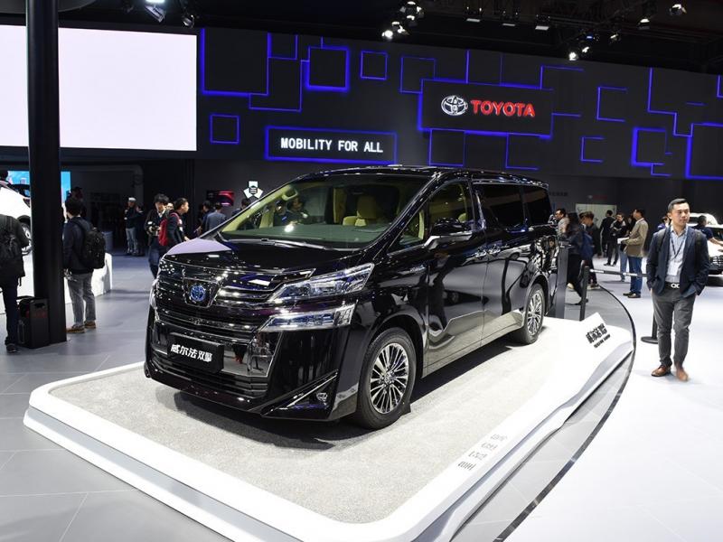 豐田(進(jìn)口) 威爾法 2019款 雙擎 2.5L HV尊貴版