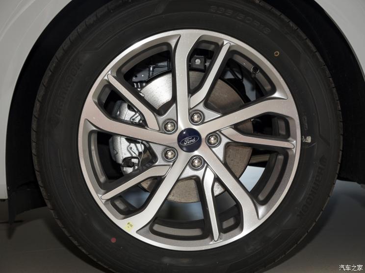 長安福特 蒙迪歐 2023款 EcoBoost 180 至尊型