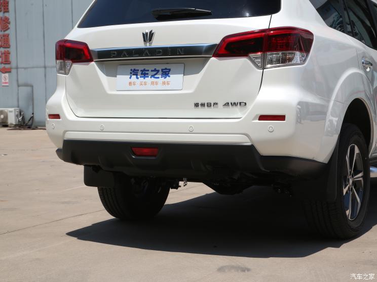 鄭州日產(chǎn) 帕拉丁 2023款 2.0T 四驅(qū)尊享型