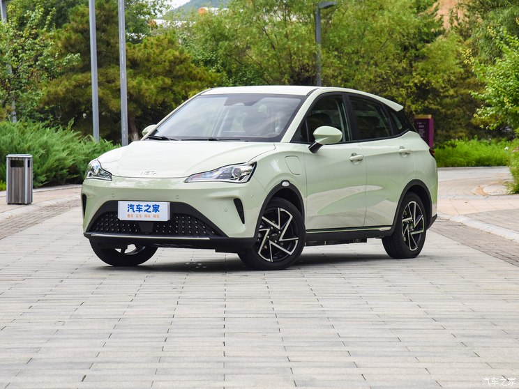 合眾汽車 哪吒AYA 2023款 基本型