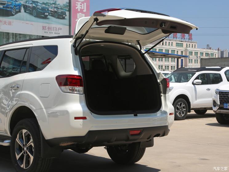 鄭州日產(chǎn) 帕拉丁 2023款 2.0T 四驅(qū)尊享型