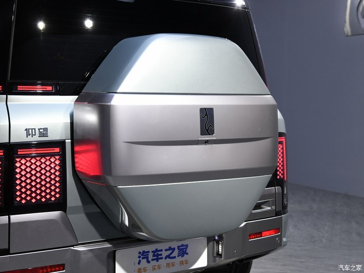 仰望 仰望U8 2023款 豪華版