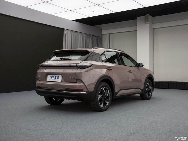 合眾汽車 哪吒X 2023款 500