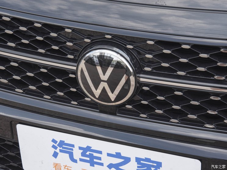 上汽大眾 帕薩特 2024款 330TSI 星空精英版